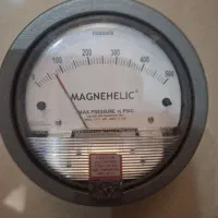 گیج اختلاف فشار مگنهلیک برند دوایر  ۵۰۰ پاسکال