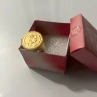 مقداری طلا