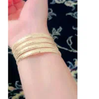 دو مدل النگو‌طلاروس شماره دار