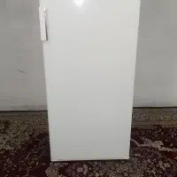 یک عدد یخچال پارس