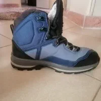 کفش کوهنوردی زنانه|کیف، کفش، کمربند|رشت, صفاری|دیوار