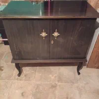 کمد تلویزیون قدیمی