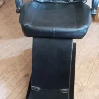 صندلی آرایشگاهی یا صندلی اصلاح|آرایشگاه و سالن‌های زیبایی|سنندج, |دیوار