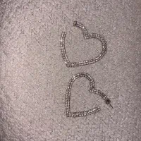 گوشواره قلبی فول نگین|بدلیجات|بندرعباس, |دیوار