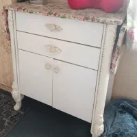 میز اتو و چرخ خیاطی