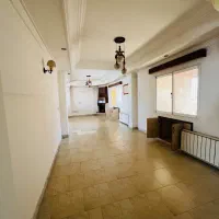 واحد ۱۲۰ متر پنت۶۰متر حیاط شخصی و اسپیلیت