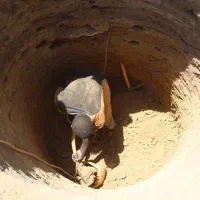 چاه کن حرفه ای،مقنی|خدمات پیشه و مهارت|هرسین, |دیوار