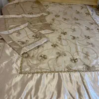 رو تختی دونفره