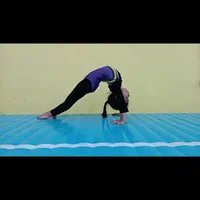 آموزش ژیمناستیک و تکواندو.ورزش.باشگاه