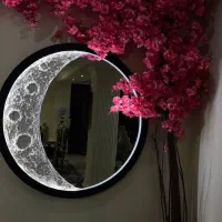 تابلو ماه دیزاین خونه روی تابلو و دیوار