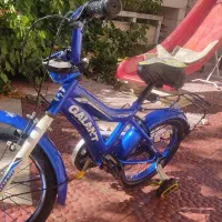 ۳ عدد دچرخه|دوچرخه، اسکیت، اسکوتر|لاران, |دیوار