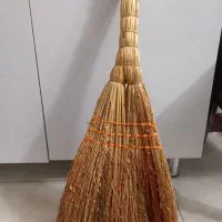 دوعدد جارو محلی به فروش میرسد
