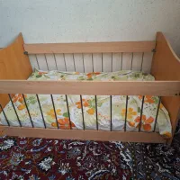 تخت بچه|تخت و صندلی بچه|شیراز, لاله|دیوار