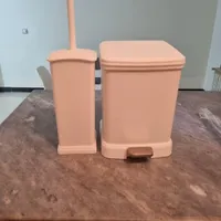 ست سطل و برس سرویس بهداشتی مدل چهار گوش لیمون