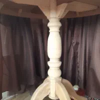 میز گرد چوبی بدون رنگ|میز و صندلی غذاخوری|فلاورجان, |دیوار