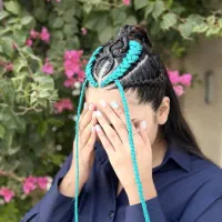 مدل برای انجام خدمات بافت مو در عالیشهر