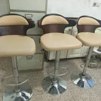 اول بلوار کشاورزنسترن ۲شرقی جنب چادر فروشی دایان