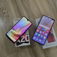 دو عدد گوشی سامسونگ وشیایومی