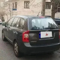 کیا کارنز اتوماتیک  خودروی کار و خانواده