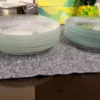 تعدادی ظرف و خرده ریزه فروش یا معاوضه ...|ظروف سرو و پذیرایی|تهران, شهرک چیتگر|دیوار