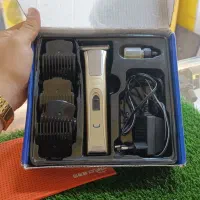 ریش تراش در حد نو