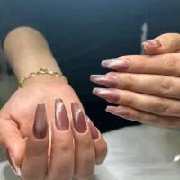 خدمات ناخن و مژه (آموزش لیفت ابرو و مژه)