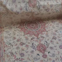 قالی دستباف ابریشم تقی زاده