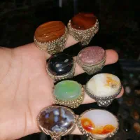 انگشتر مردانه نگین اصل معدنی و رکاب (رنگ ثابت)