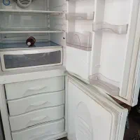 یخچال نیم ساید اسنوا سالم وتمیز