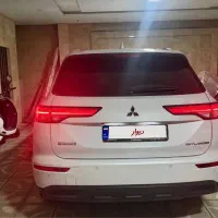 میتسوبشی اوتلندر