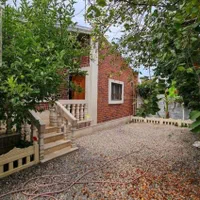 ویلا همکف ۱۹۰ متری شخصی ساز کوچه خوش‌نشین