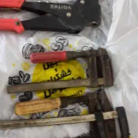 تعدادی ابراز فروشی