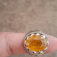 یاقوت زرد آفریقایی|جواهرات|شیراز, قلعه شاهزاده بیگم|دیوار