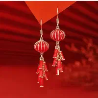 گوشواره طرح فانوس قرمز زیبا