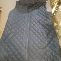 پالتو و وافر|لباس|تهران, دبستان|دیوار