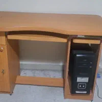 میز کامپیوتر