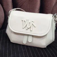 کیف زنانه|کیف، کفش، کمربند|کاشان, میدان کهنه|دیوار