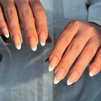 خدمات تخصصی ناخن در جزیره|خدمات آرایشگری و زیبایی|کیش, |دیوار