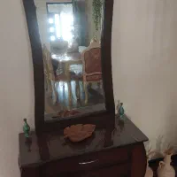 آیینه و میز