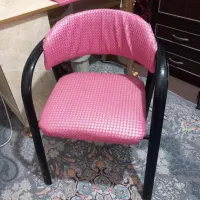 میز ناخن و صندلی استاد کار|آرایشگاه و سالنهای زیبایی|قرچک, صالح آباد|دیوار