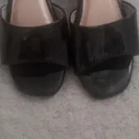 صندل ورنی خارجی سایز ۴۰ کاملا نو|کیف، کفش، کمربند|کرج, کوی زنبق|دیوار