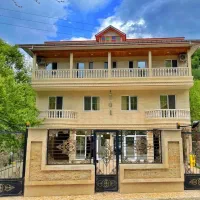 اجاره عمارت استخر رو باز ویو جنگل رودخانه تراس|اجارهٔ کوتاه‌مدت ویلا و باغ|ماسال, |دیوار