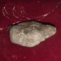 سنگ مرموز|کلکسیون اشیاء عتیقه|تهران, فلسطین (میدان انقلاب)|دیوار