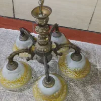 لوستر چراغ دار