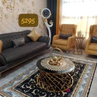 یک سرویس مبل ۸نفره با گل میز