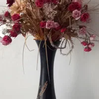 گل وگلدان