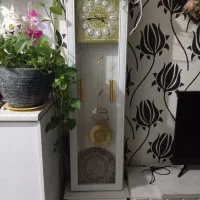 ساعت. دیواری ایستاده سالم. ونیز