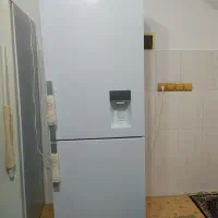 یخچال و فریزر اسنوا