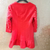 پیراهن پاییزی|لباس|رباط‌کریم, رباط‌کریم|دیوار