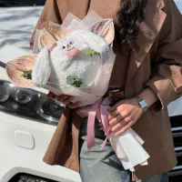 دسته گل عروسکی|گل و گیاه طبیعی|مشهد, هفت تیر (حافظ)|دیوار